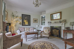 Living Room- click for photo gallery